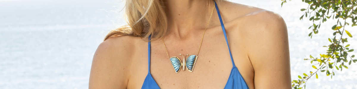 creatures collection butterfly necklace