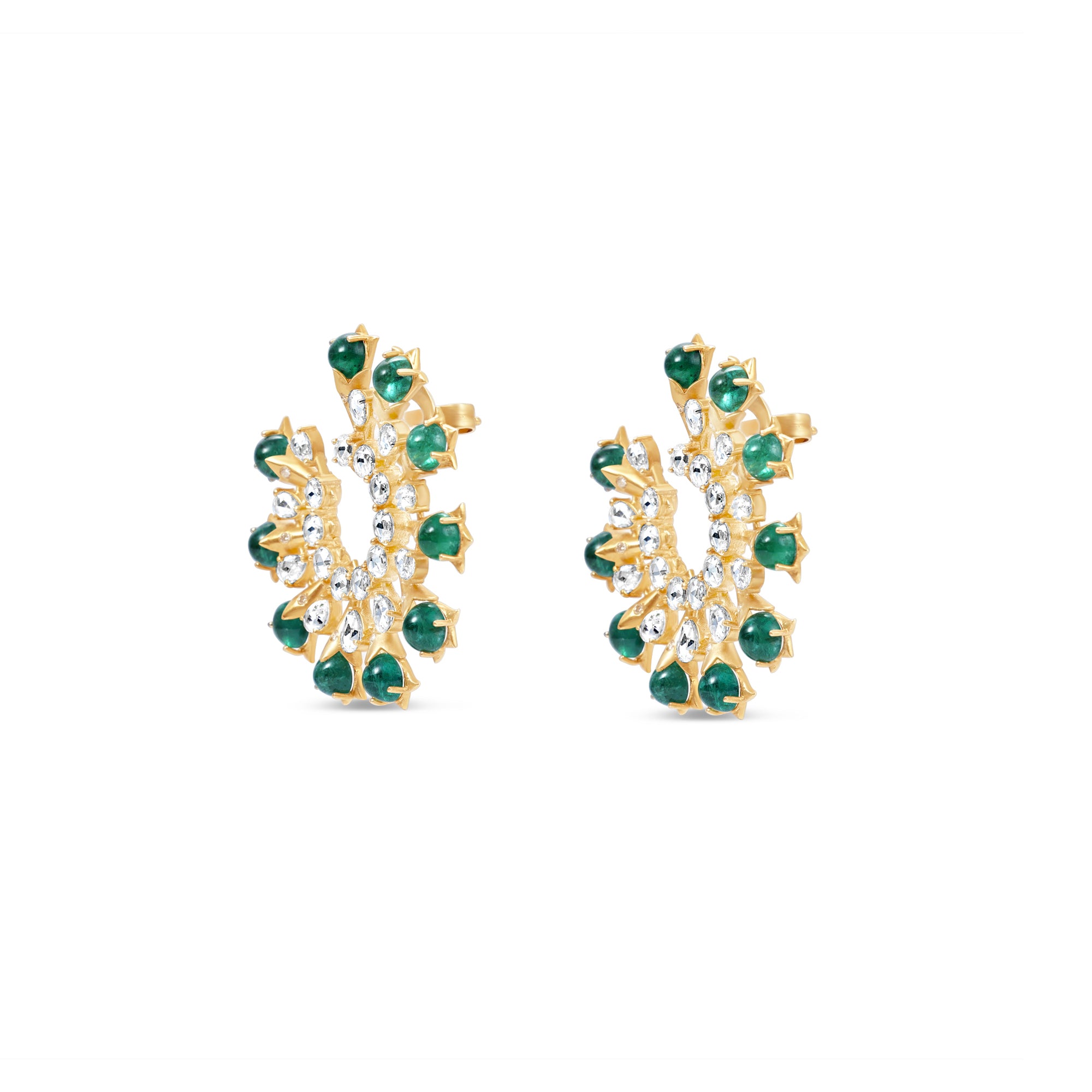 Striking 18K yellow gold disk earrings featuring vibrant emeralds and shimmering rose-cut diamonds, blending elegance with bold design for a timeless statement look. Side view. 