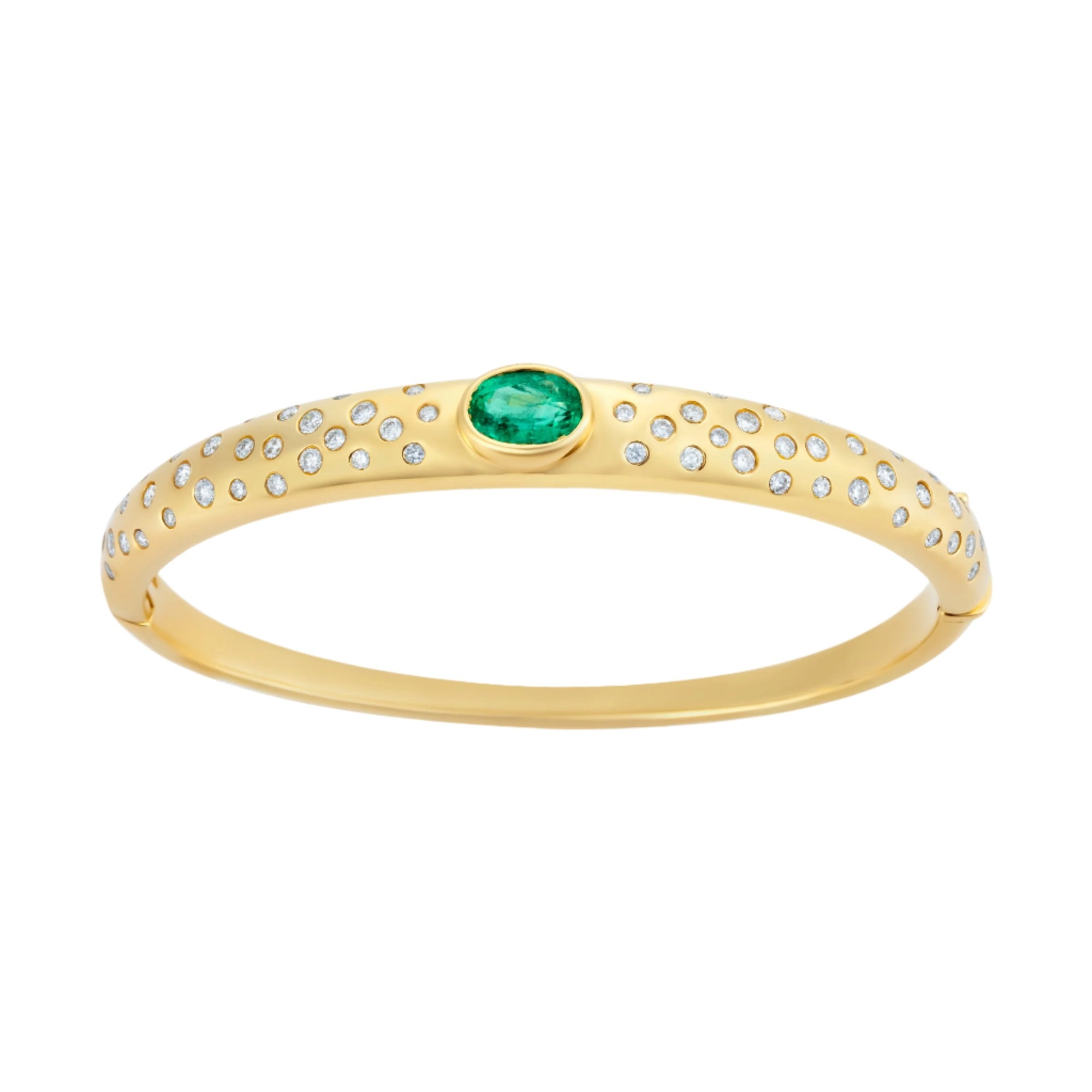 Refined 14K yellow gold bangle featuring a centered emerald flanked by sparkling diamonds, combining classic elegance with vibrant color for a timeless bracelet design.