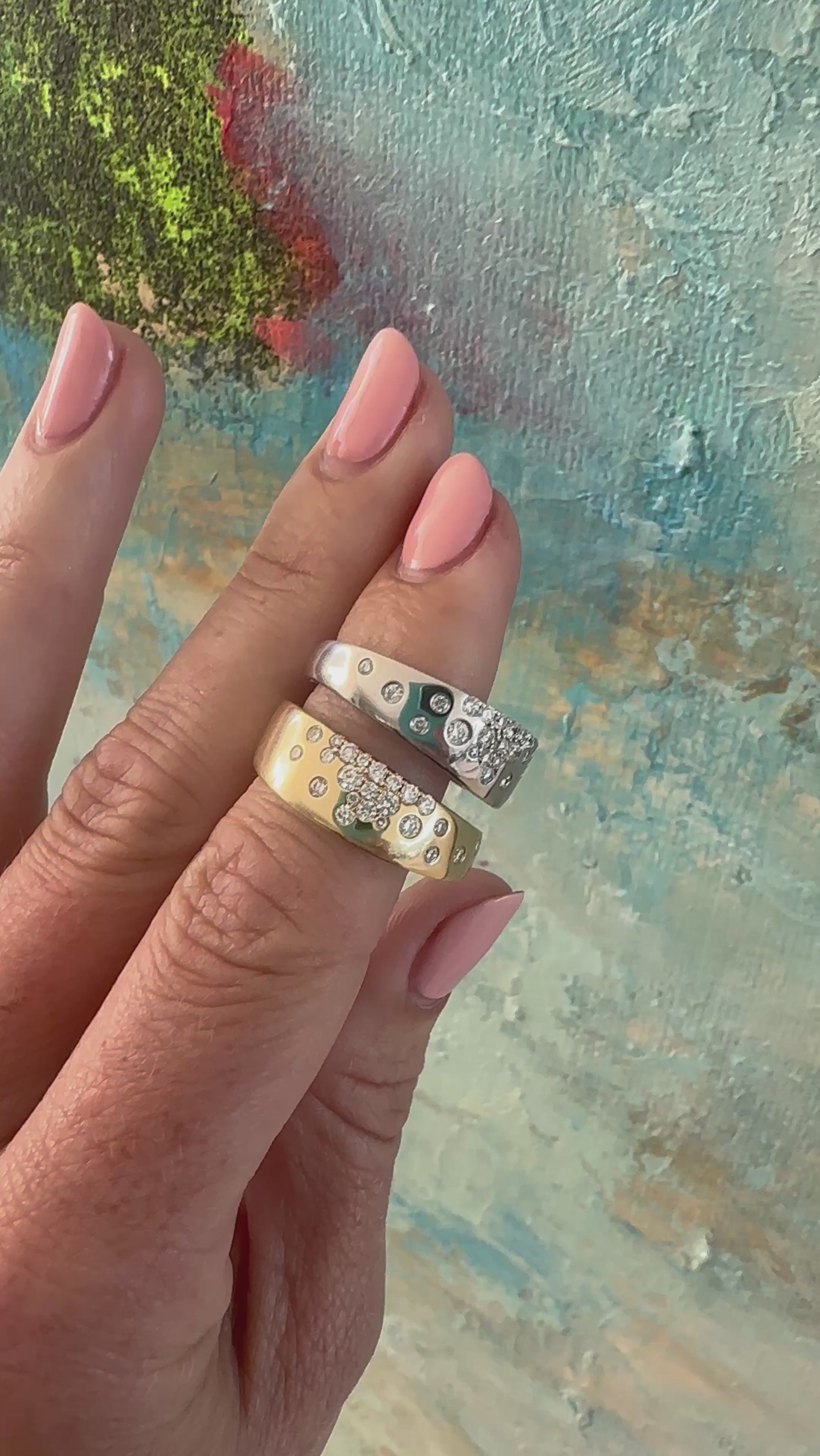 Dual-tone cigar band on a white background; both yellow and white gold have scattered natural diamonds. Back 